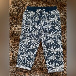 Women’s Navy & White Palm Leaf-Print Jogger Sweatpants with Drawstring - L